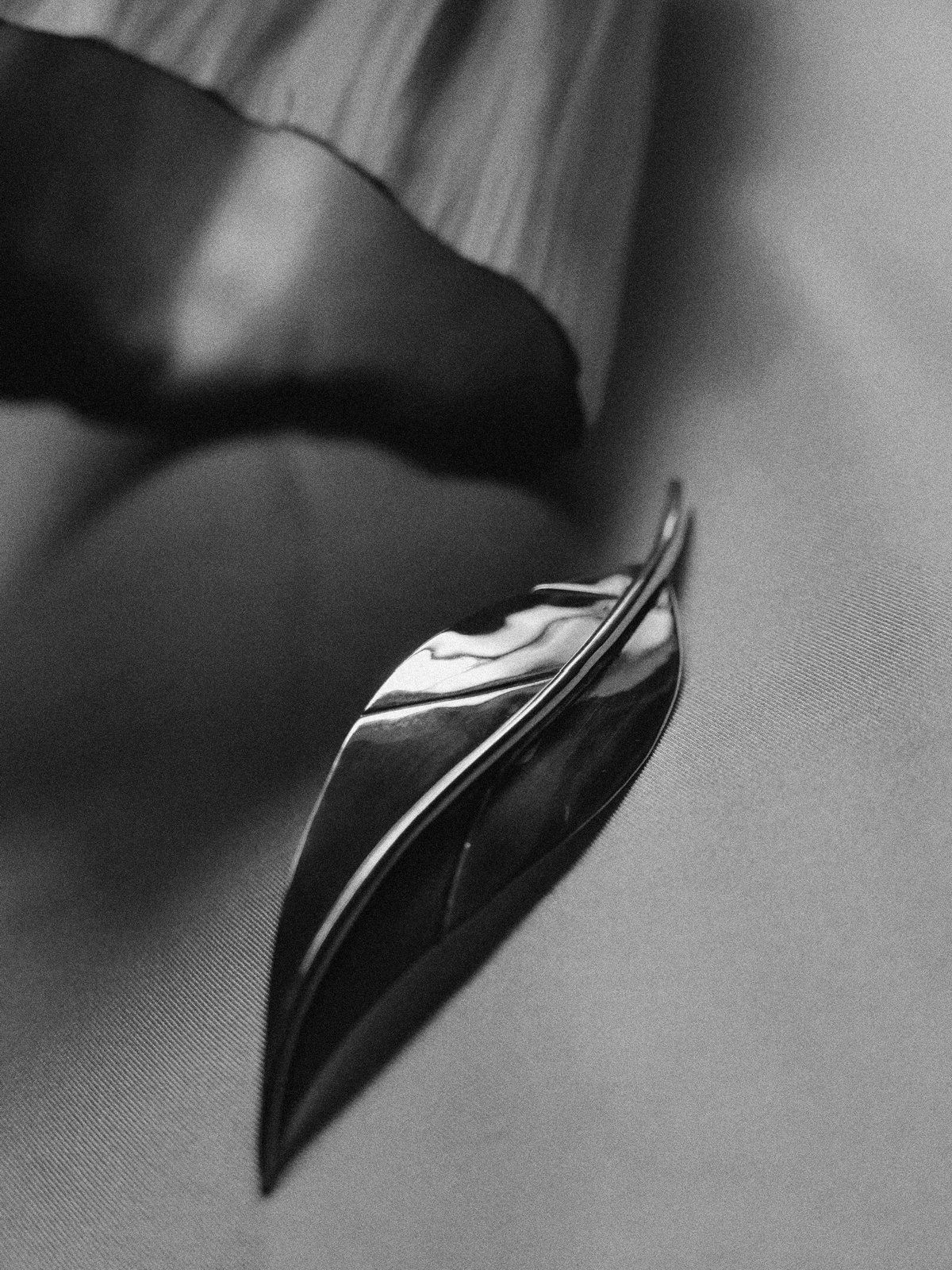 Sophie Buhai Leaf Brooch - Image 2 of 3