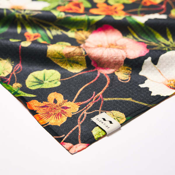 Slowtide Whisp Quick-Dry Kitchen Towel Slowtide Whisp Quick-Dry Kitchen Towel
