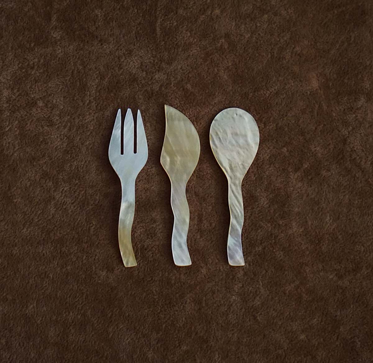 MAAARI Mini Mother of Pearl Utensils - Image 1 of 3