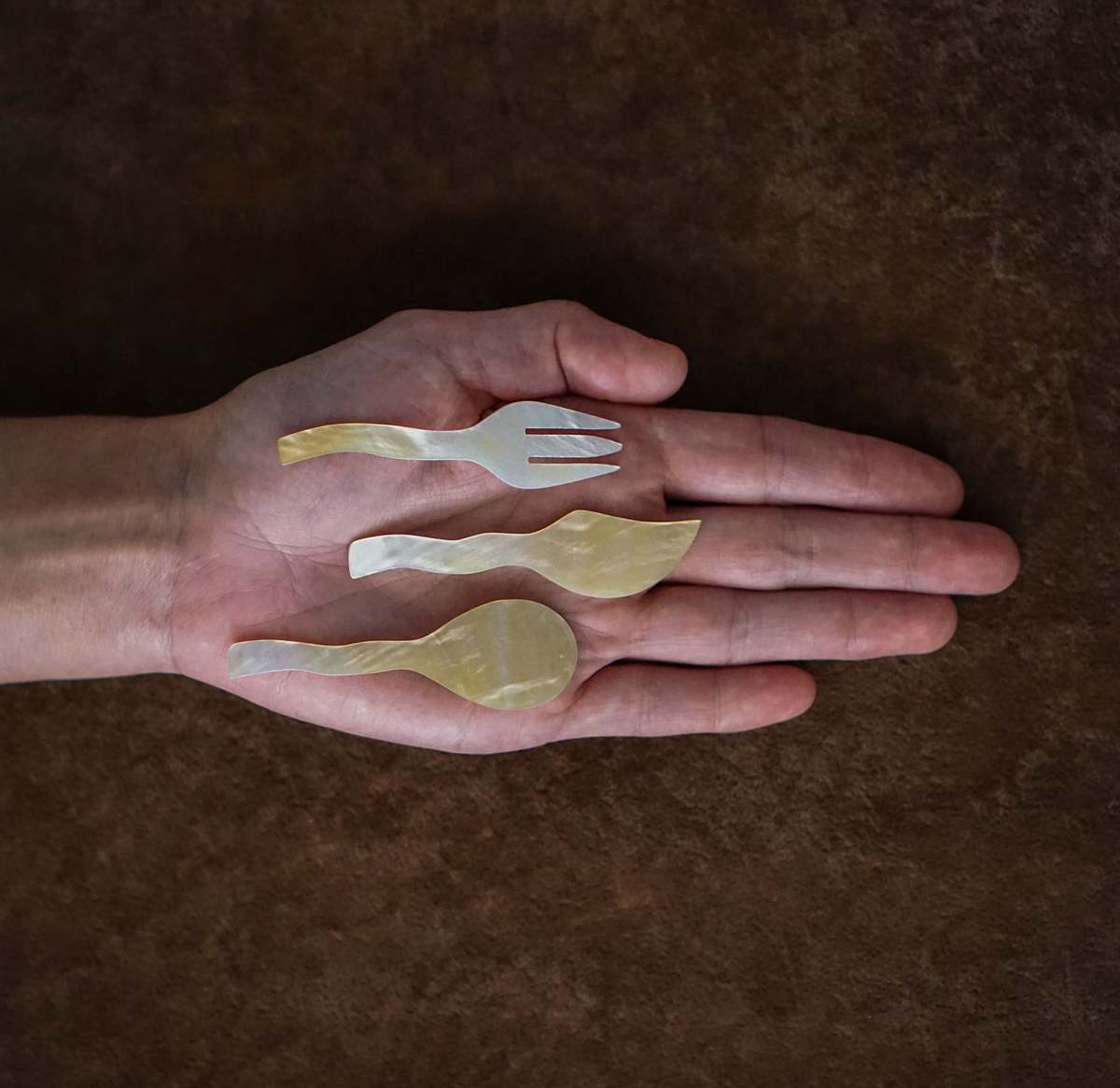 MAAARI Mini Mother of Pearl Utensils - Image 2 of 3