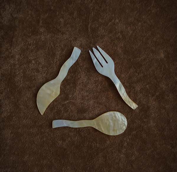 MAAARI Mini Mother of Pearl Utensils