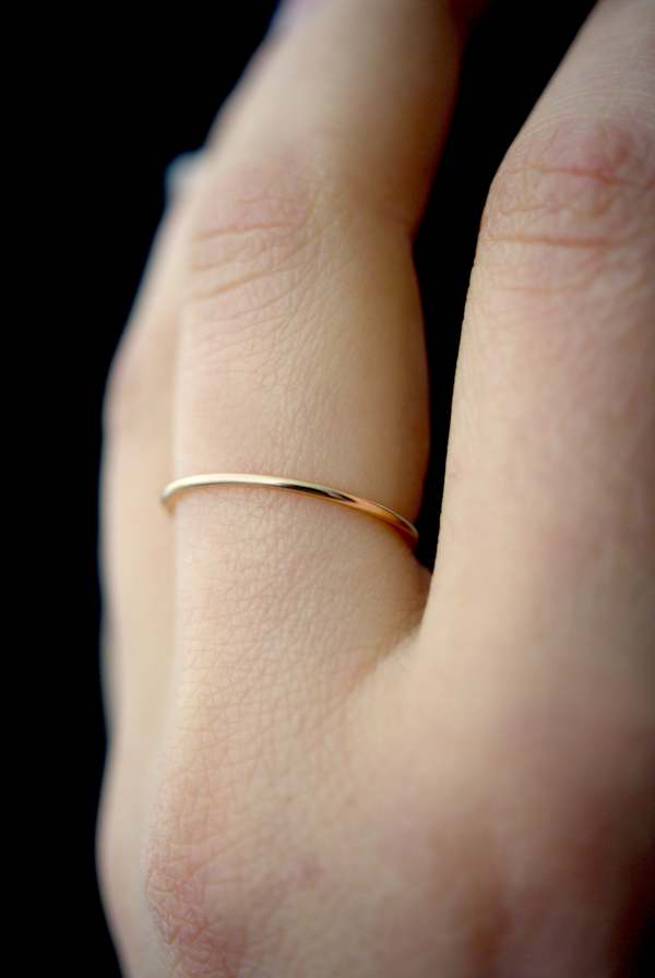 Hannah Naomi Smooth Medium Stacking Ring - Gold