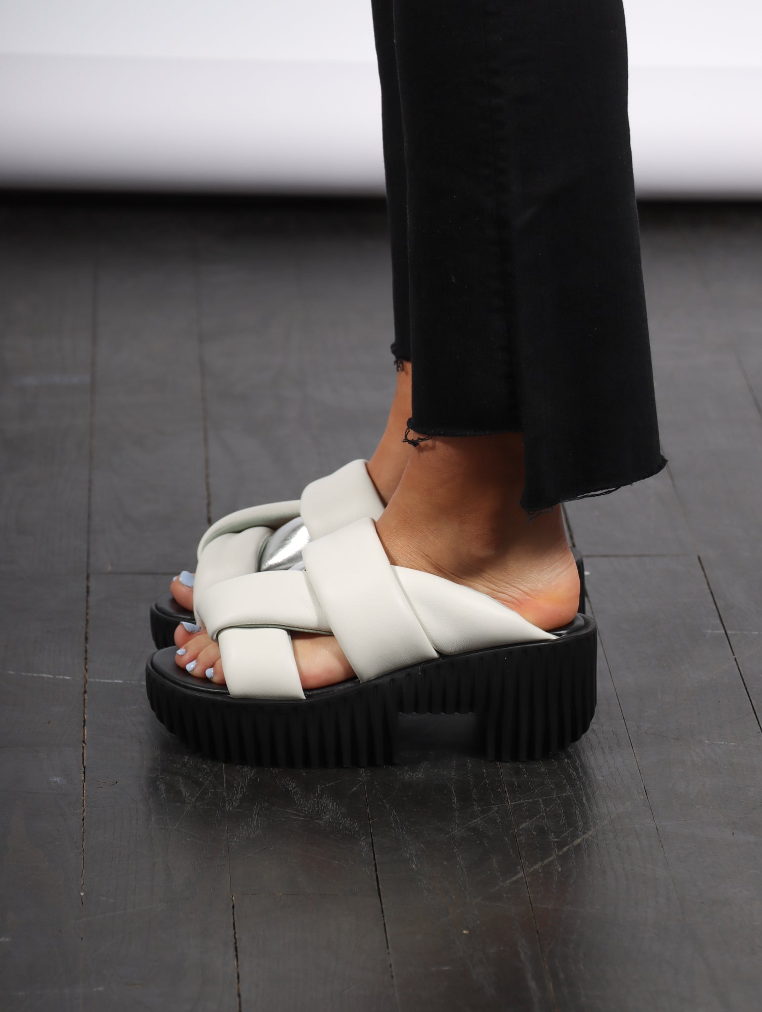 4CCCCEES Plia Semo Platform Sandal - White/Silver | Garmentory