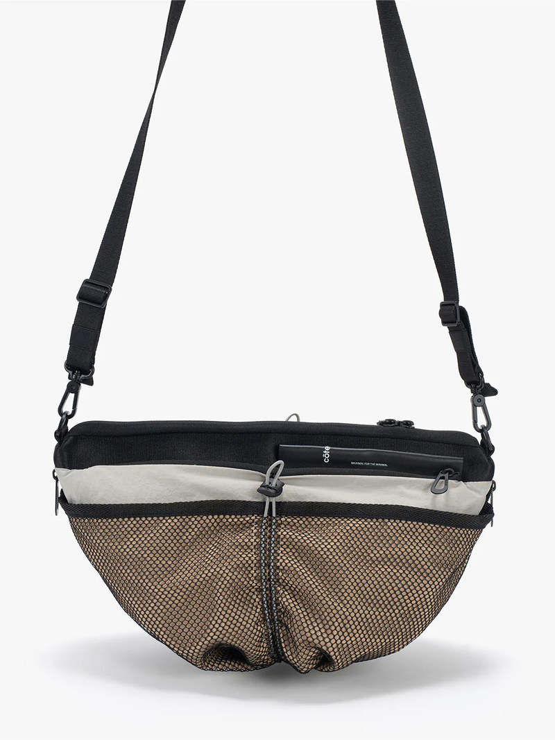 Cte & Ciel Orne Smooth Crossbody Bag - Black & Sand