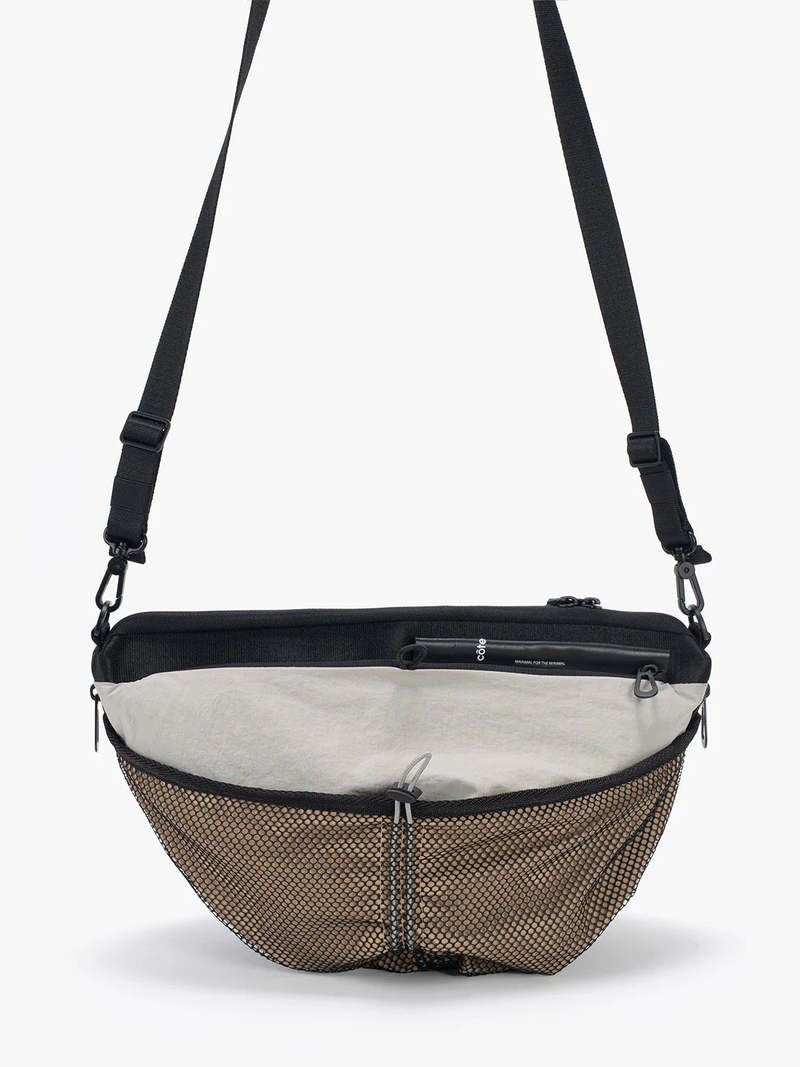 Cte & Ciel Orne Smooth Crossbody Bag - Black & Sand