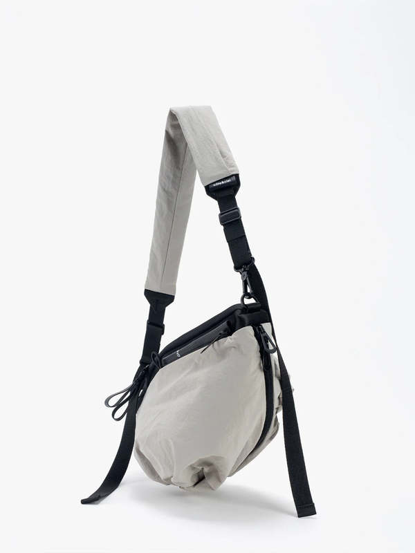 Cte & Ciel Orne Smooth Crossbody Bag - Black & Sand