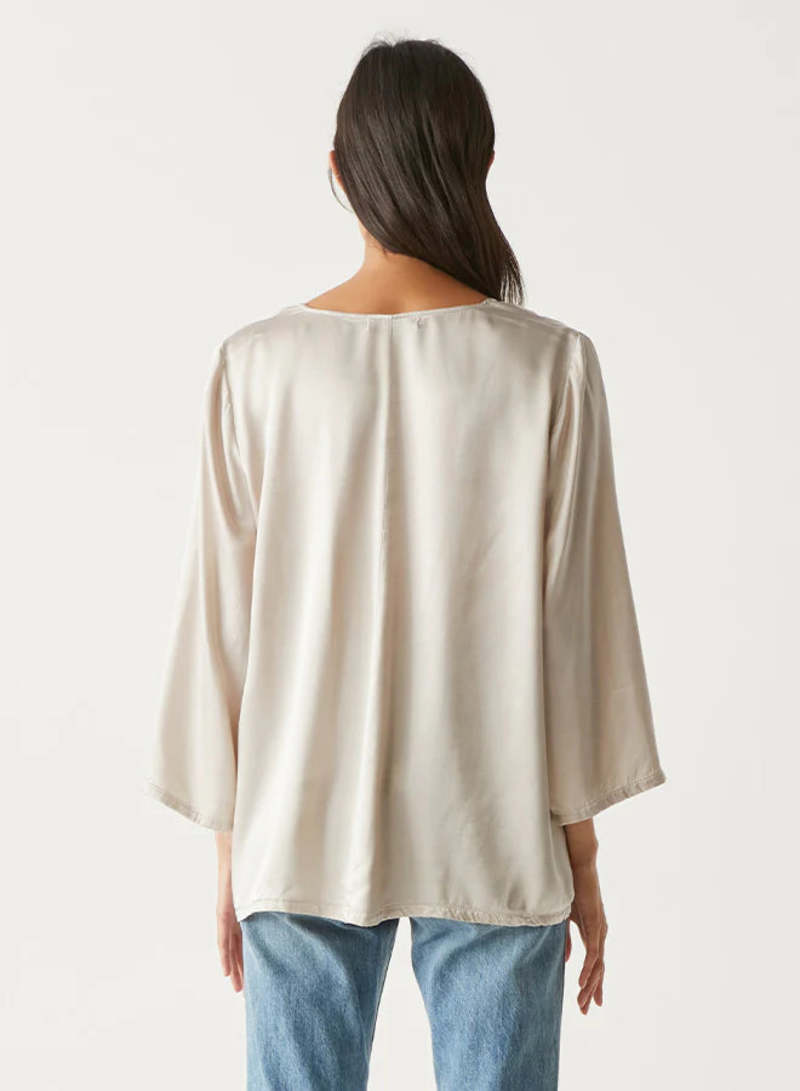 Michael Stars Cobie 3/4 Sleeve V-Neck Blouse - Chalk Michael Stars Cobie 3/4 Sleeve V-Neck Blouse - Chalk
