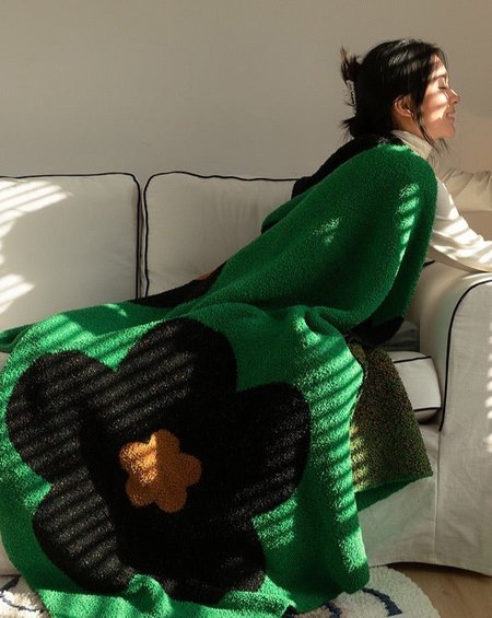 bfgf / WORLDWIDE AURA Woven Blanket（Warm Abstract Shapes