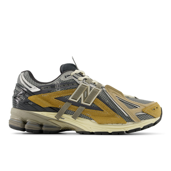 New Balance 1906 Sneakers - Green | Garmentory