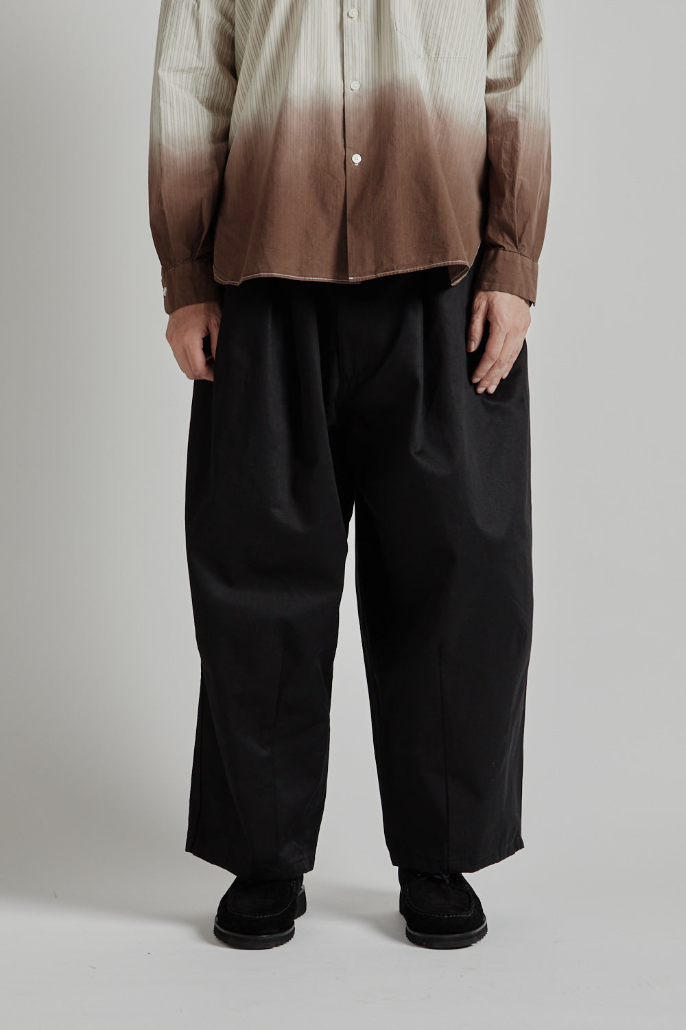 is-ness BALLOON EZ PANTS BLACK Mサイズ is-ness Balloon EZ Pants - Black | Garmentory