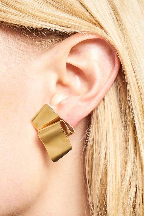 Castlecliff Fold Stud Earring Castlecliff Fold Stud Earring