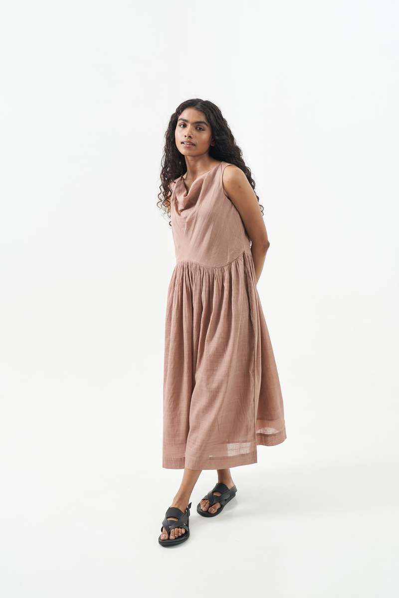 WOC NF The midi Dress - Garnet Pink 