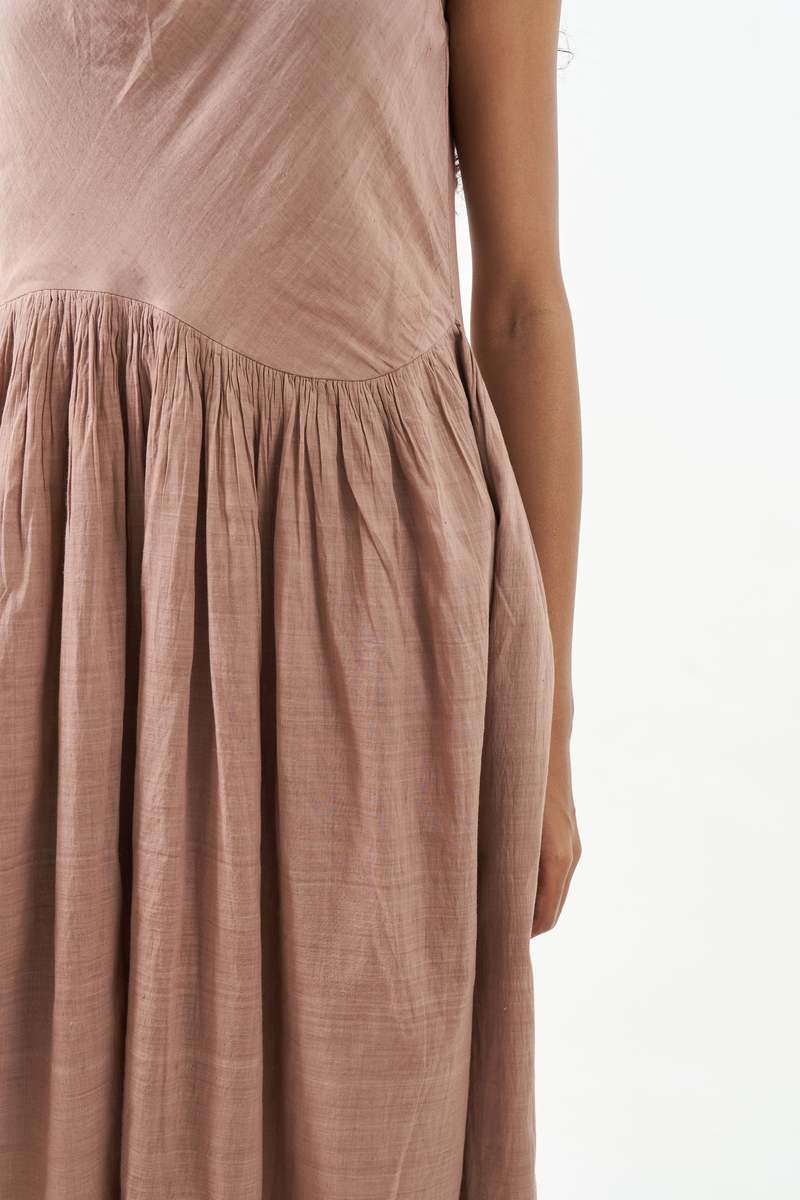WOC NF The midi Dress - Garnet Pink 
