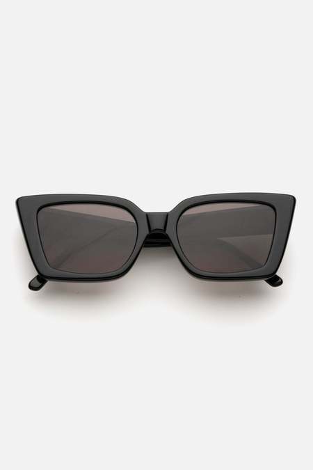 Lu Goldie Camille Sunglasses - Miso | Garmentory display picture 1