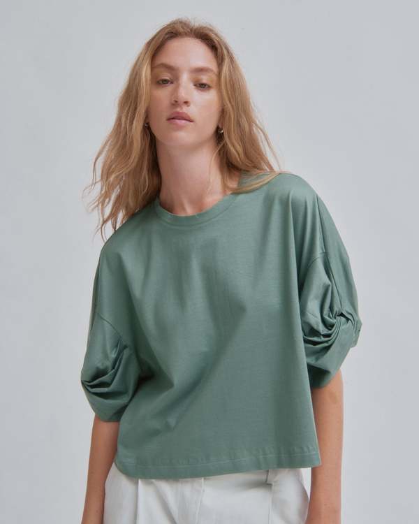 SAYAKA DAVIS NEW YORK Twisted Sleeve Tee - Fern
