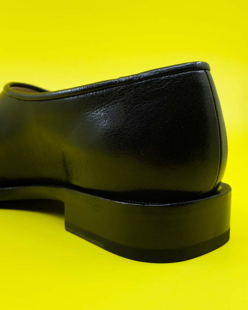 Lemaire Anatomic Slip On - Black | Garmentory