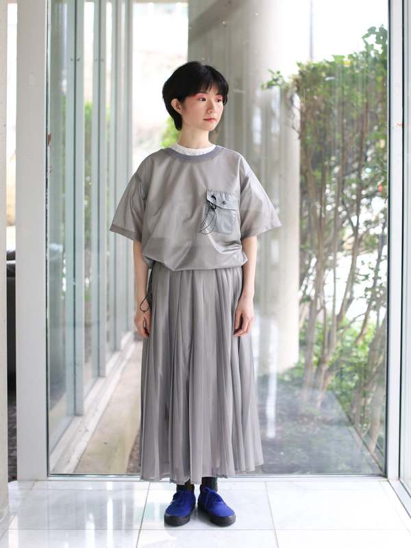 and wander Two-way Mesh Pullover - Silver and wander Two-way Mesh Pullover - Silver