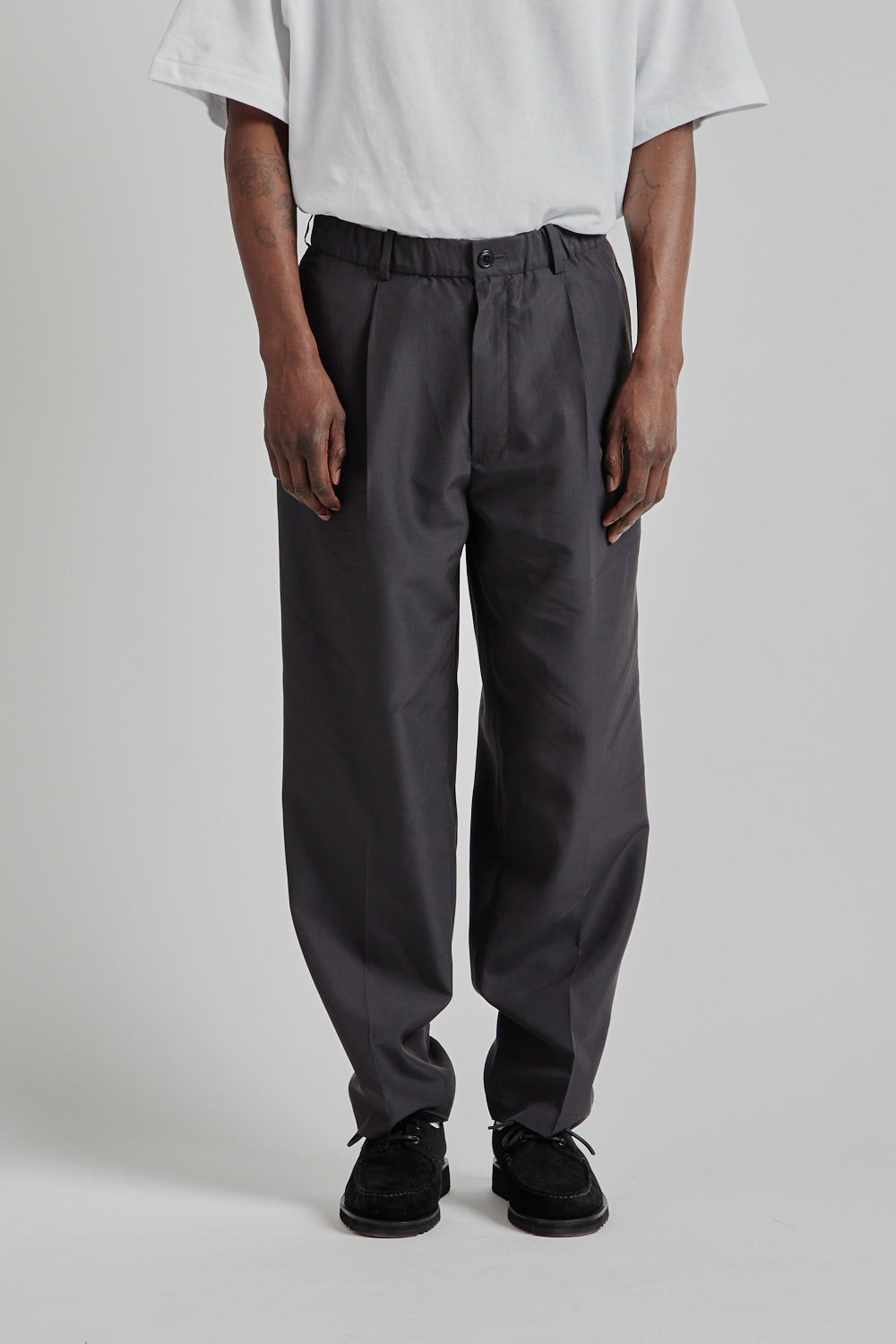 unliens　Single tuck pants Pleated Wide-Leg Pants | GU US