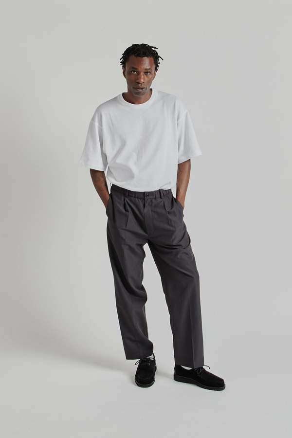 unliens　Single tuck pants Drapey Denim Pleated Pants | UNIQLO US
