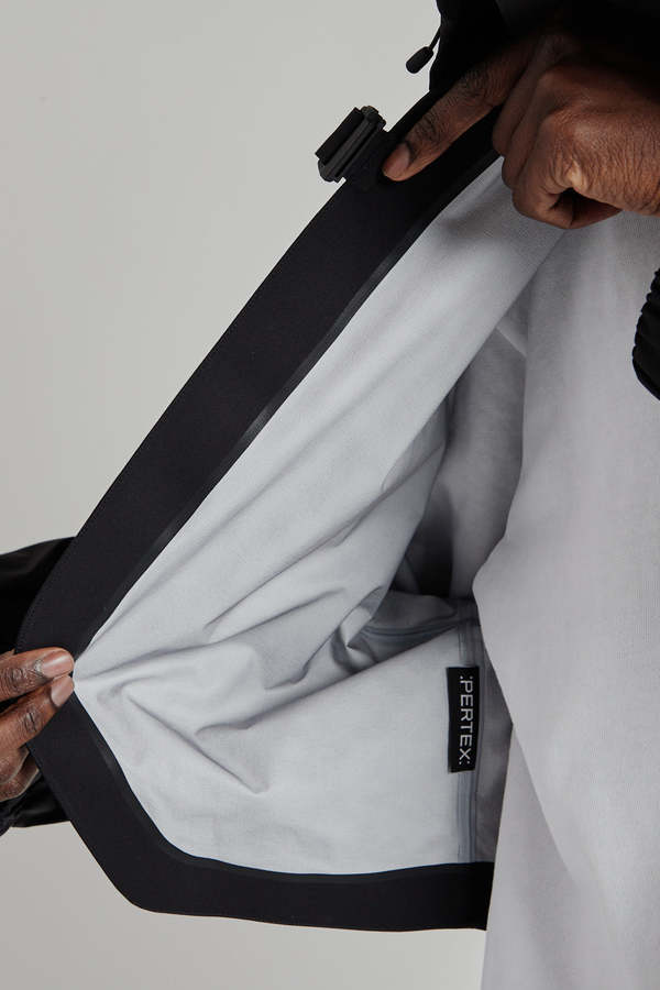 Goldwin Pertex Shield Air Bolero - Black | Garmentory