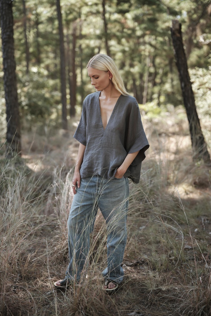 MAMNE Linen Throw-on Top - Agave