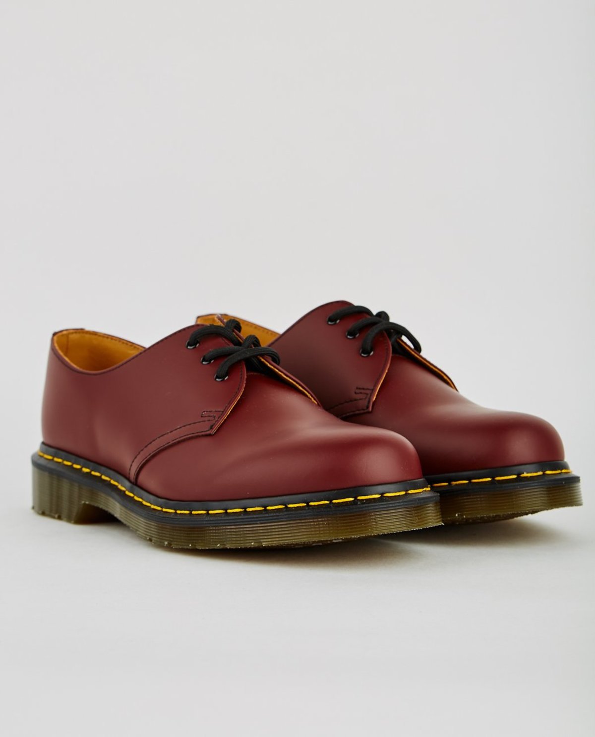 UNISEX Dr. Martens 1461 3 EYE GIBSON - CHERRY RED | Garmentory