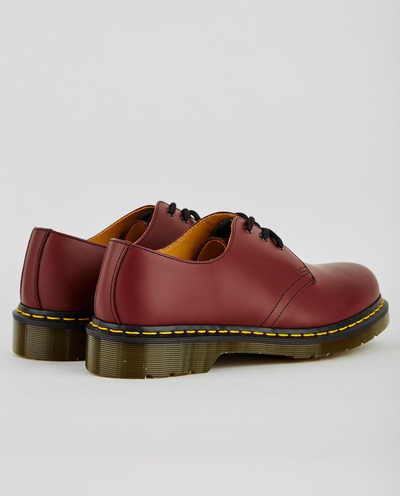 UNISEX Dr. Martens 1461 3 EYE GIBSON - CHERRY RED | Garmentory