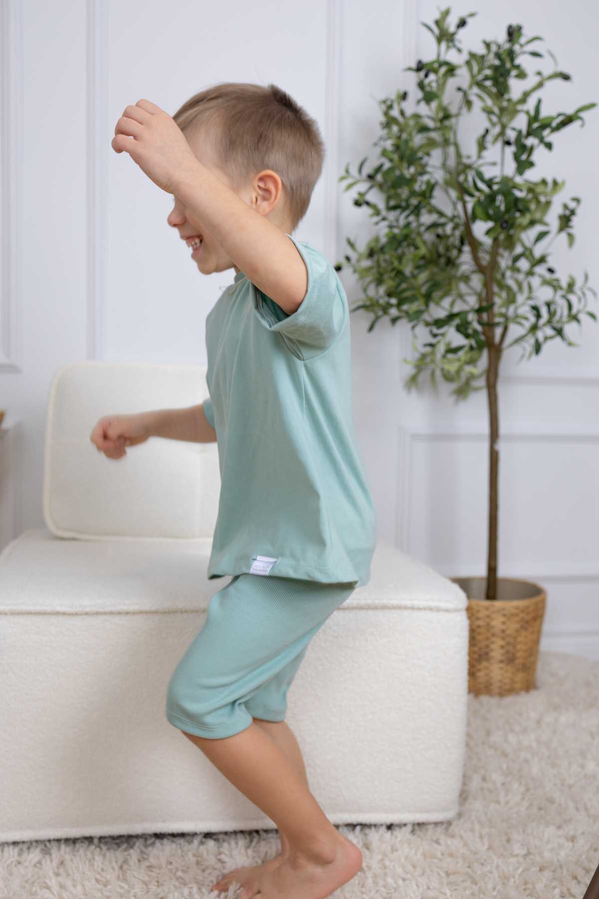 KIDS Kid's Stuff [Trucs d'enfants] Oversized T-Shirt - Minted Sage - Image 7 of 13