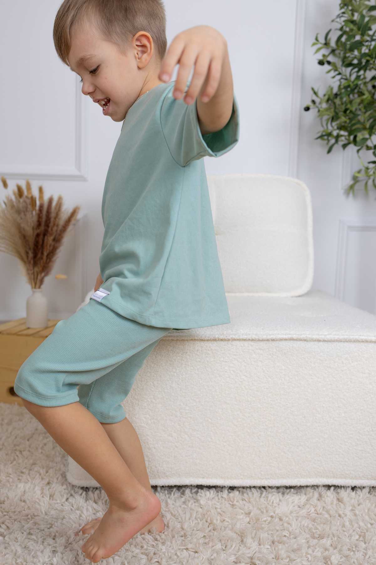 KIDS Kid's Stuff [Trucs d'enfants] Oversized T-Shirt - Minted Sage - Image 9 of 13