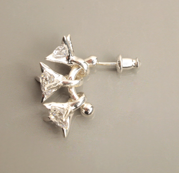 E.M. THREE STONE STUD Earring - Silver