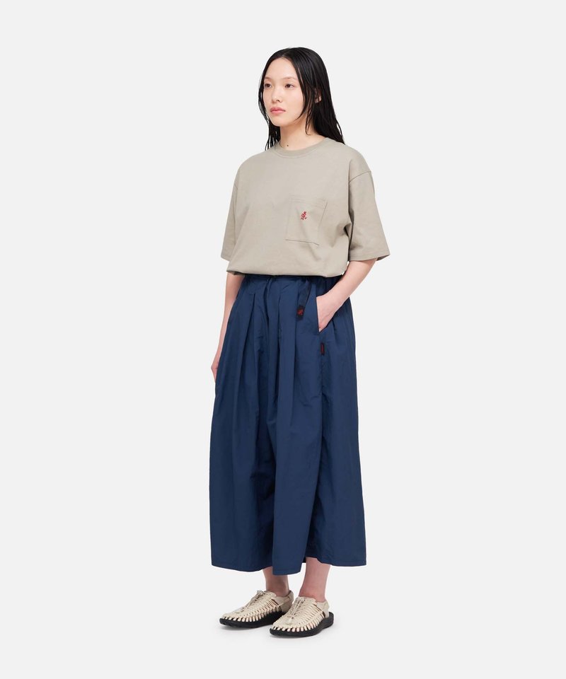 よしGRAMICCI NYLON FLARE PANT Gramicci Nylon Flare Pant | Urban Outfitters
