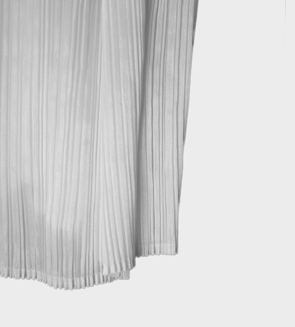 Pleats Please by Issey Miyake Madame-T Pearl Stole Large | Garmentory