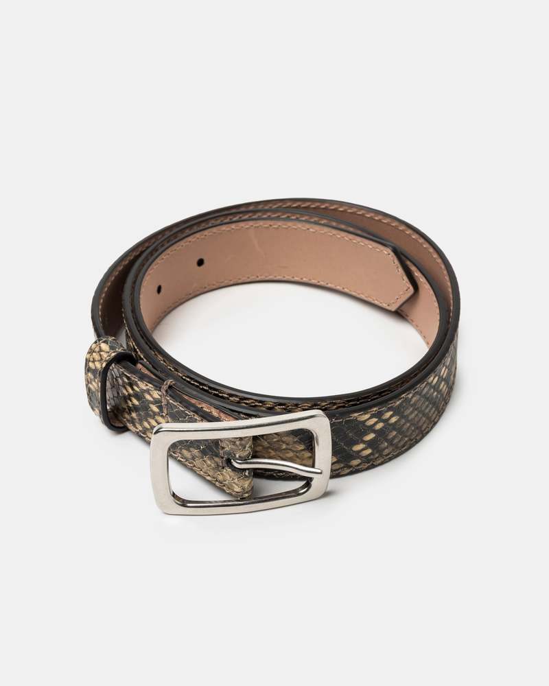 DRIES VAN NOTEN グリーンレザー細身ベルト DRIES VAN NOTEN（ベルト）のフリマアイテム一覧