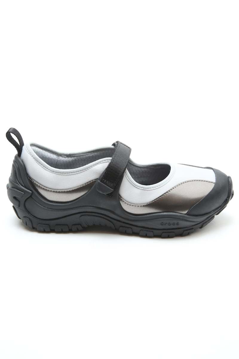 【emmi＋CROCS】Terre メリージェーン Crocs Terre Mary Janes - Black / Silver Metallic | Garmentory