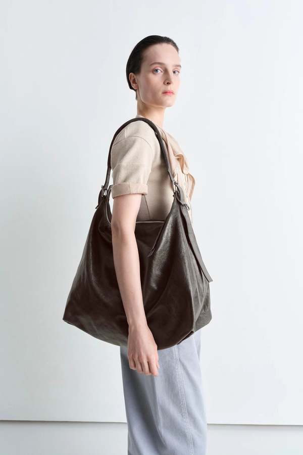 バッグ LEMAIRE BELTED HOBO BAG dark brown Lemaire Belted Hobo Bag - Dark Brown | Garmentory
