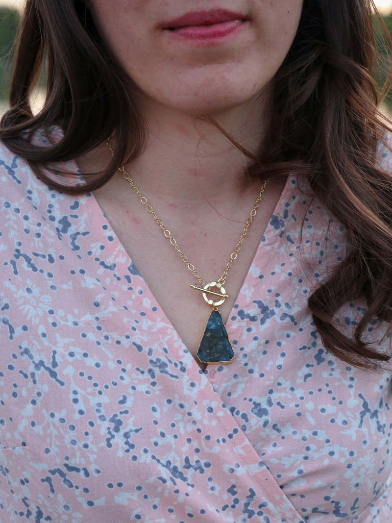 Fair Anita Simple Luxury Necklace - Labradorite