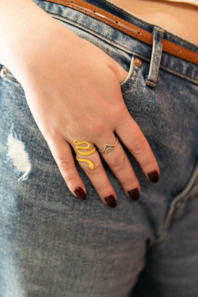 Fair Anita Viper Snake Ring