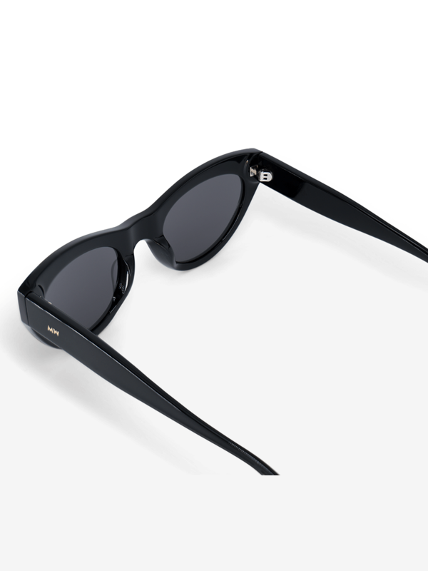 MESSY WEEKEND Donna Sunglasses