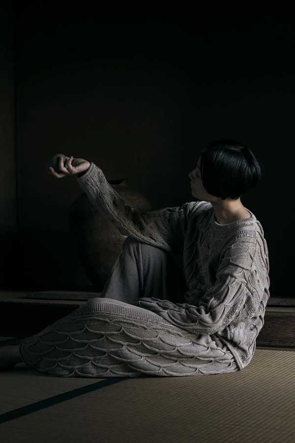 Black Crane Cable Knit Pants - Taupe