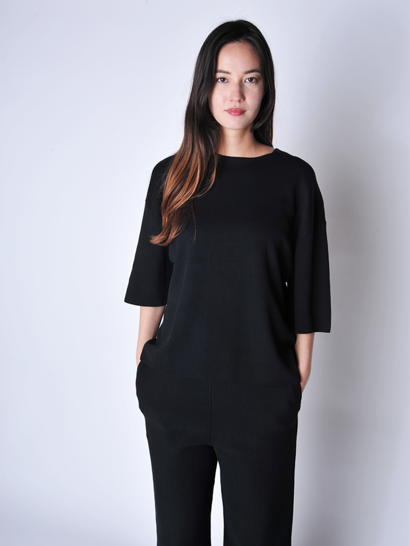 Oyuna Lyn Top - Black Oyuna Lyn Top - Black