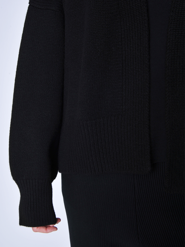Oyuna Aire Chunky Knit Cardigan - Black Oyuna Aire Chunky Knit Cardigan - Black