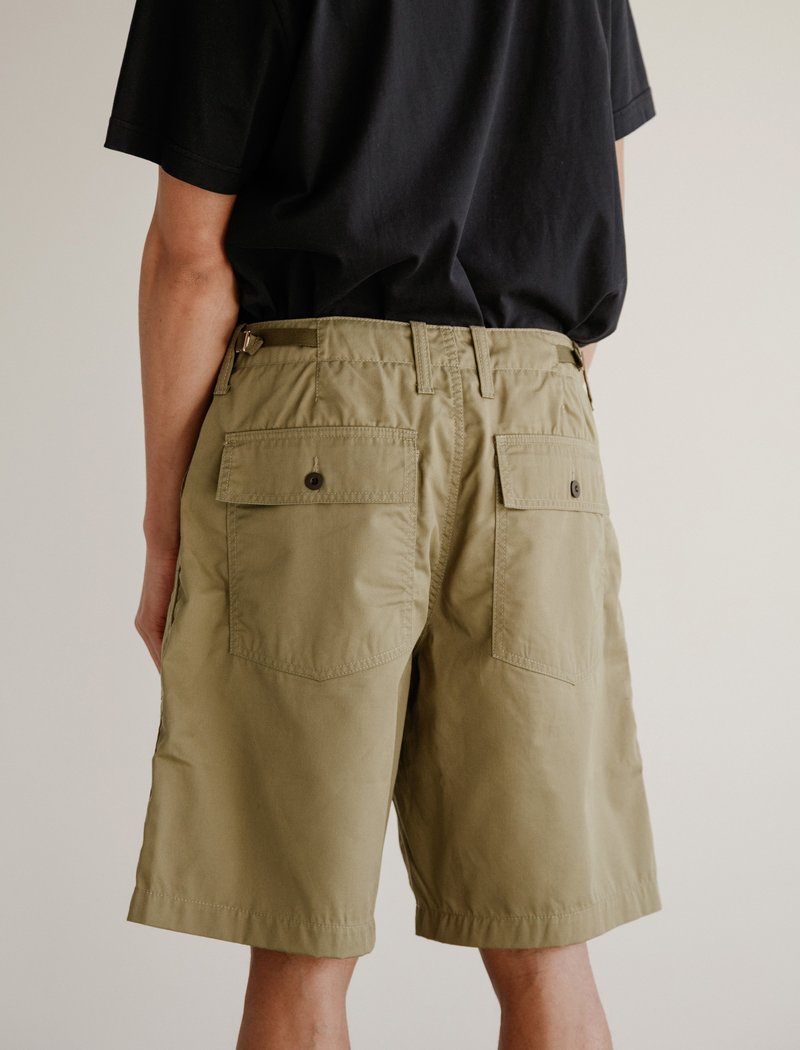 ショートパンツ OUR LEGACY ARMY SHORTS OLIVE TACTIC Our Legacy Army Shorts - Olive Tactic Twill | Garmentory