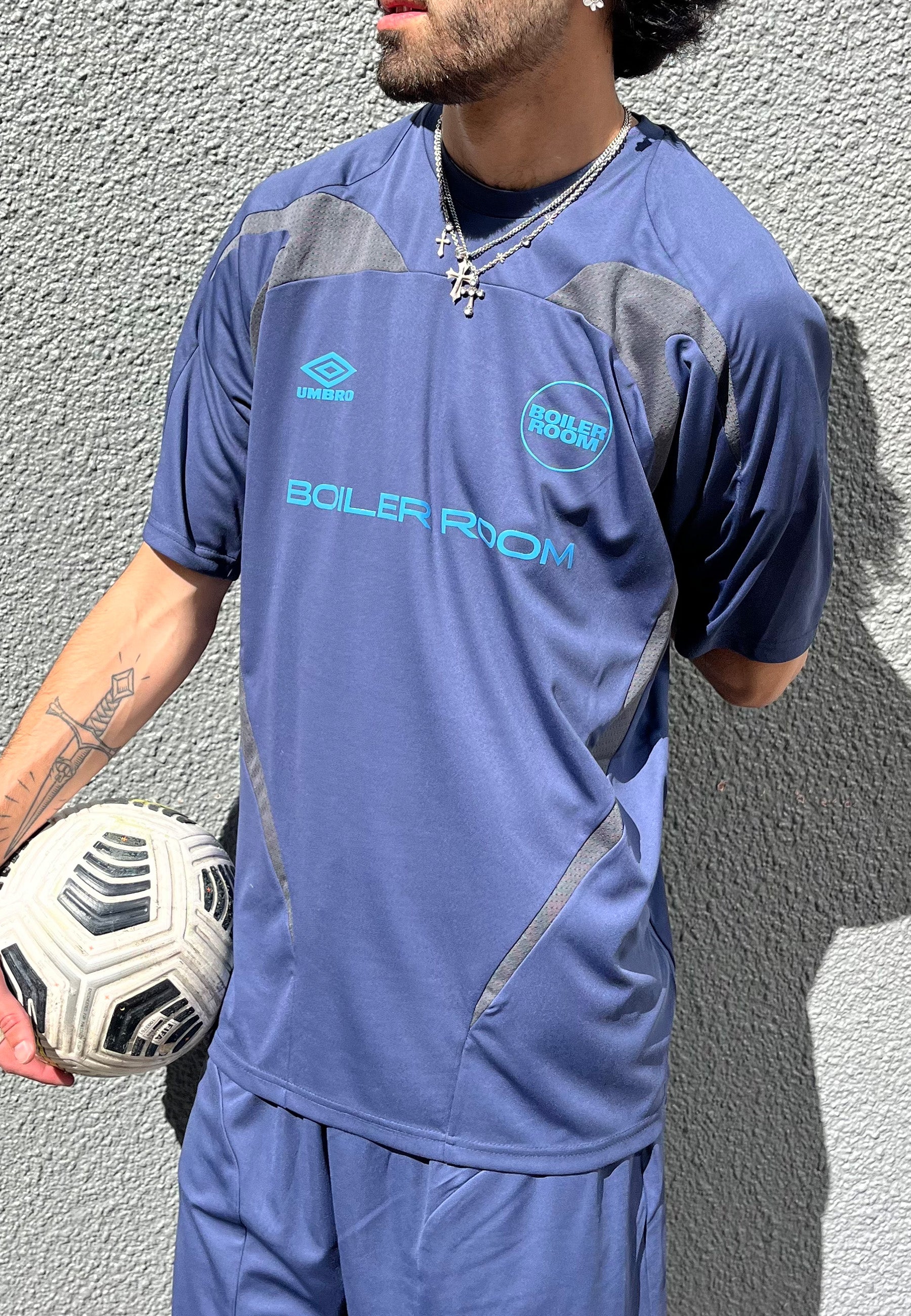 BOILERROOM×UMBRO ゲームシャツ Boiler Room Men's x Umbro Long Sleeve Football Shirt in Blue