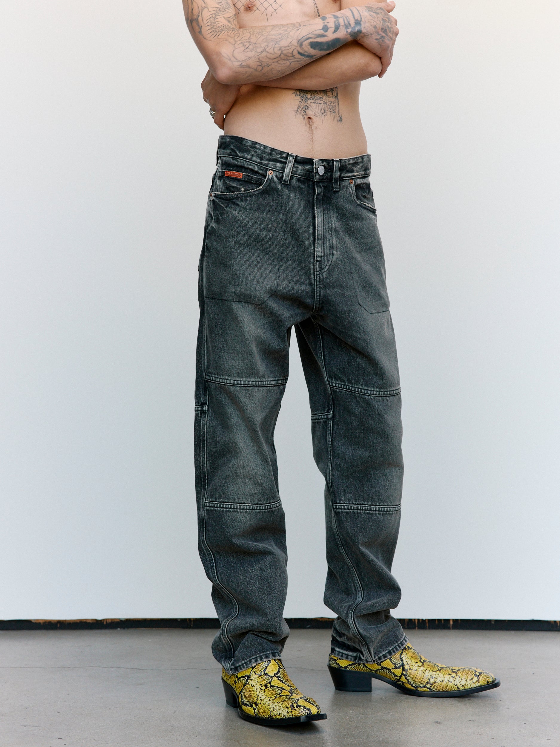 パンツ Martine Rose Vintage Denim pants 13697616LT_12_f.jpg