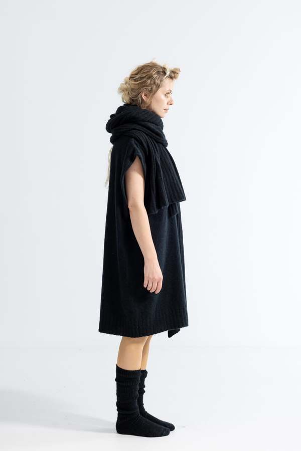 Lela Jacobs U Scarf