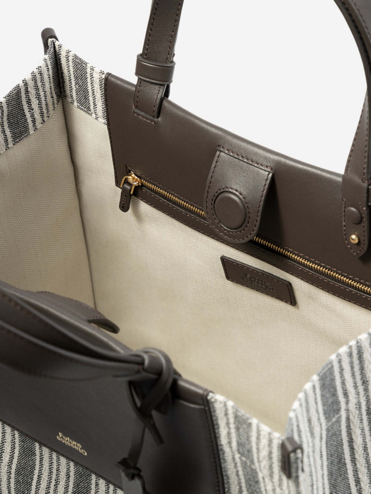 Future Classics Spread Weekender - Dark Brown x Canvas Stripes - Image 4 of 4