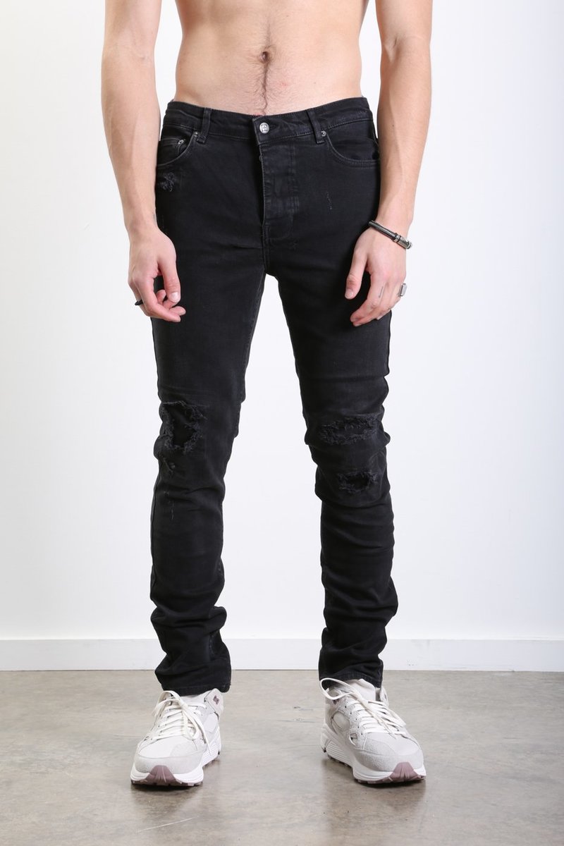 Chitch Boneyard Black | Garmentory