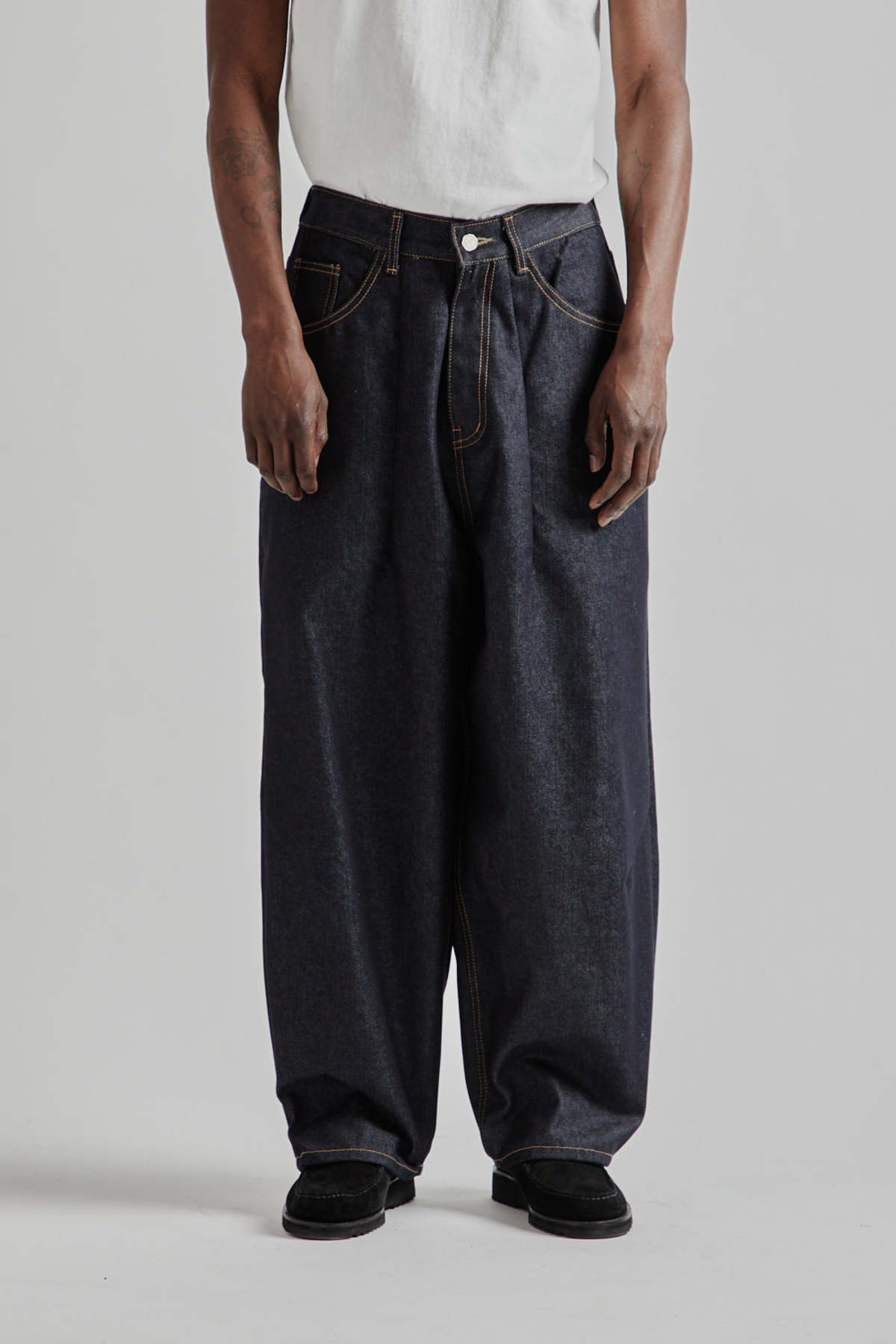 【KOOLOSET】City Balloon Raw Denim KOOLOSET】City Balloon Raw Denim Raw Denim Balloon Jean in