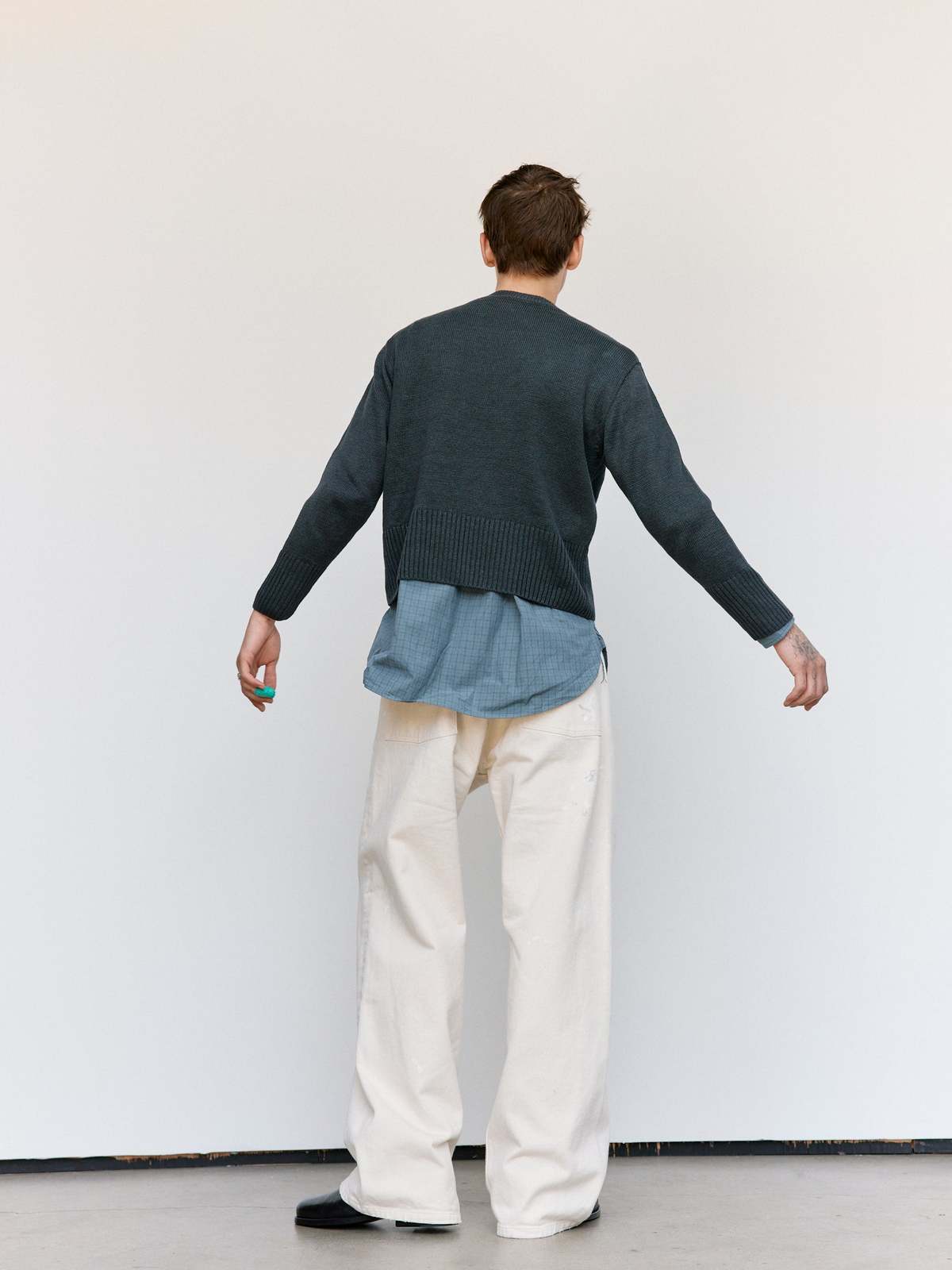 Taiga Takahashi LOT.525 Crewneck Sweater - Charcoal - Image 4 of 10