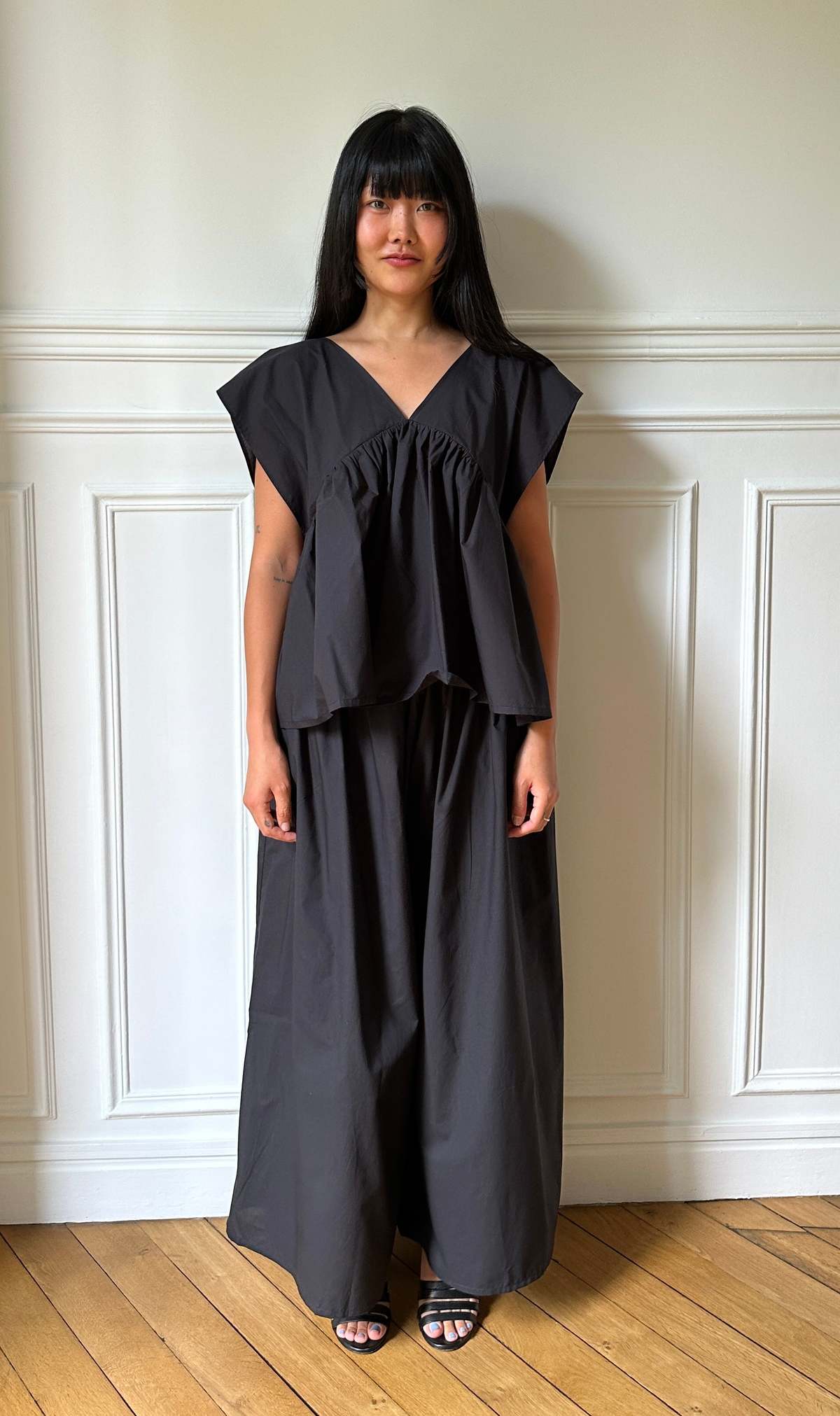 トップス BASERANGE CABLE TOP Cable Top in Black | Baserange | Covet + Lou | Covet + Lou